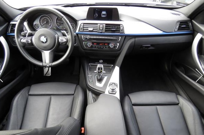 Left hand drive car BMW 3 SERIES (01/02/2015) - 